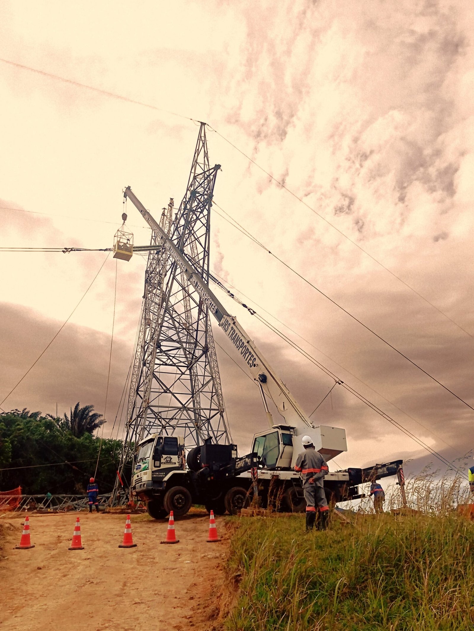 WhatsApp Image 2025-06-12 at 14.17.03 (1)